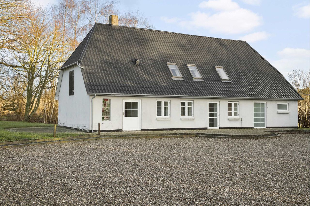 image 01